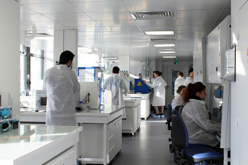 Microfactory_Contact_01